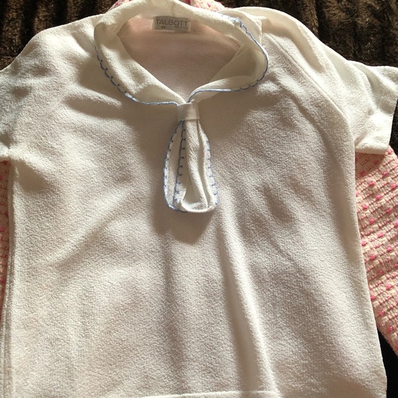 🎆🎇3fro$9 Women’s vintage blouse- white with blue trim- Size M - Picture 4 of 13